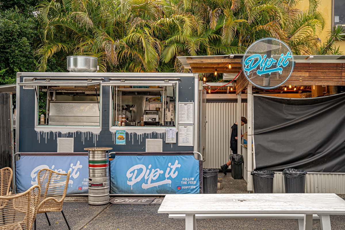 Dip It food truck